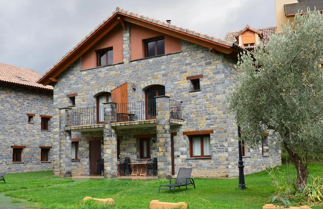 Casas la Ribera Ordesa-1